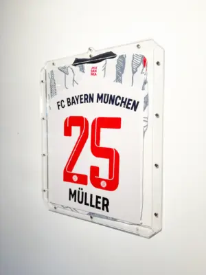 Thomas Müller (Supercup 2017) im Standard-Rahmen